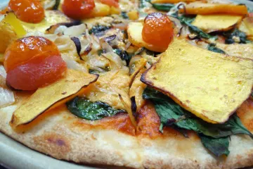 Pizza recién sacada del horno en Melbourne.