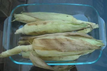 Mazrocas de maíz hechas a la parrilla.