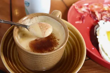 Café vietnamita con huevo.