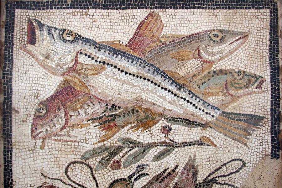 Mosaico de pescado encontrado en Pompeya.