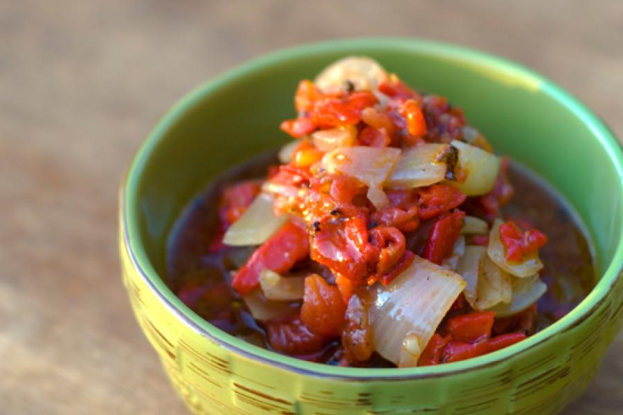Salsa mexicana cocinada.